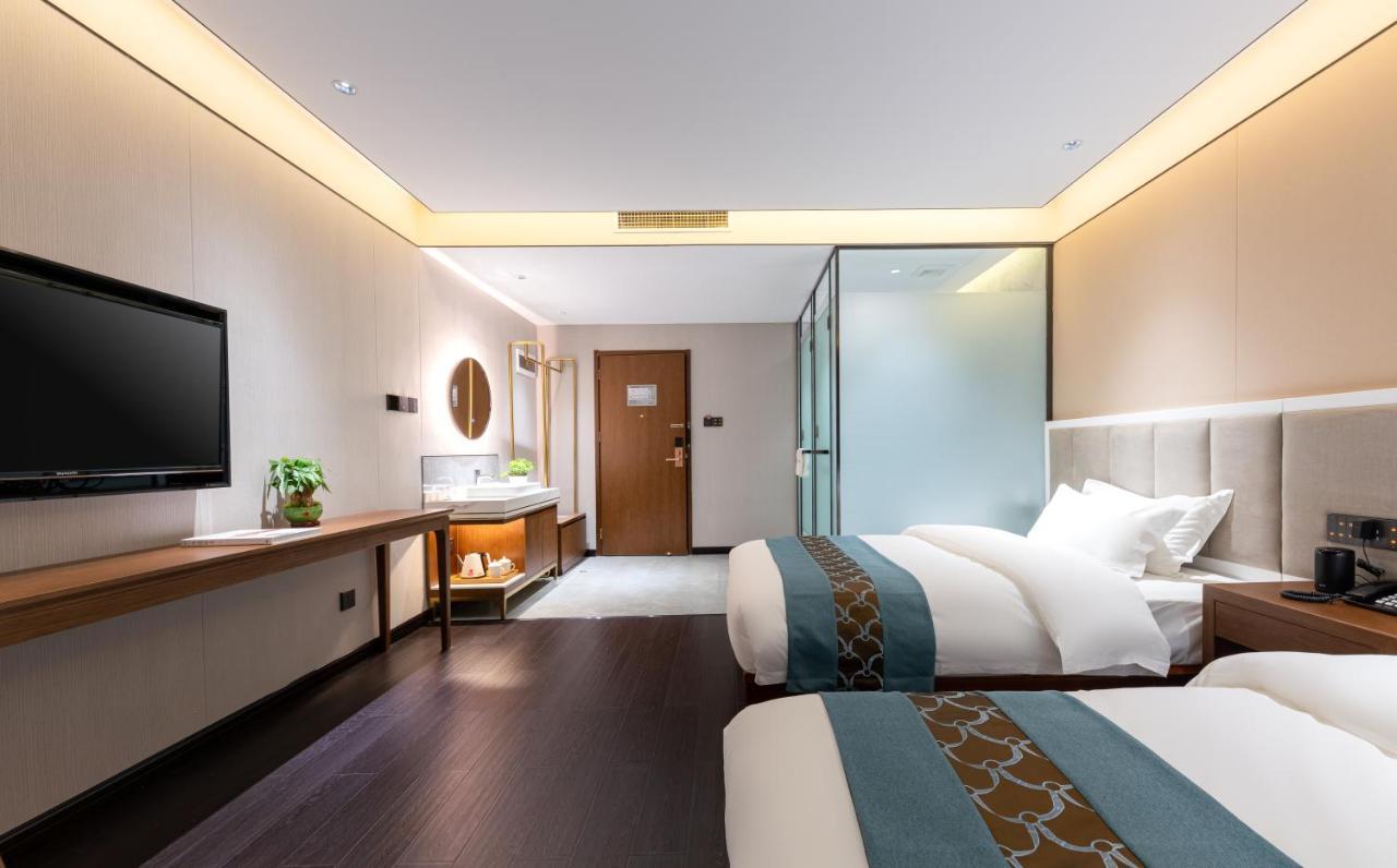Beijing Tangfu Hotel - Located In The City Center Adjacent To The Subway Station Close To Nanluoguxiang Gulou Lama Temple Tiananmen Square Forbidden City Temple Of Heaven Providing Laundry Car Rental And Ticketing Services Exteriör bild