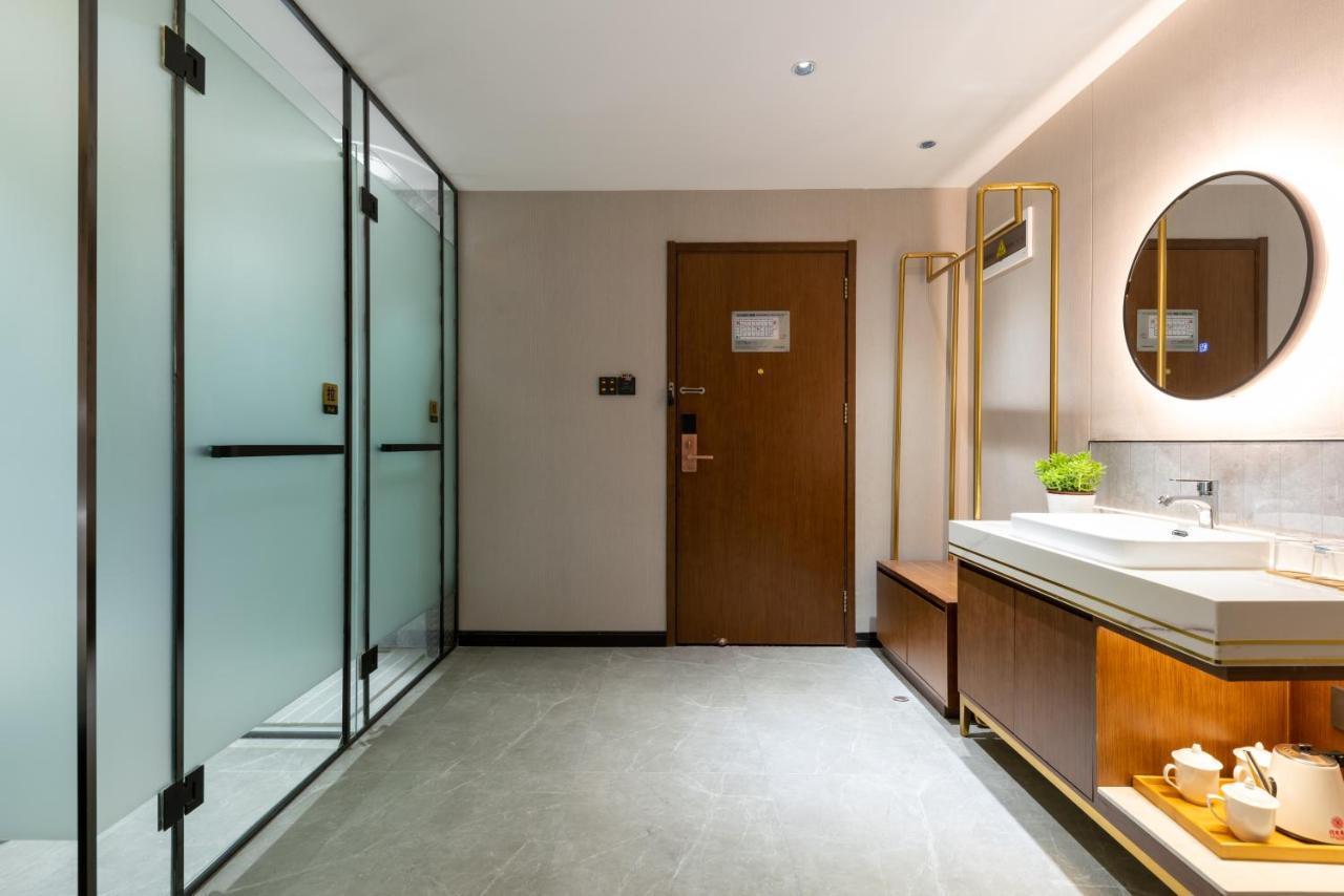 Beijing Tangfu Hotel - Located In The City Center Adjacent To The Subway Station Close To Nanluoguxiang Gulou Lama Temple Tiananmen Square Forbidden City Temple Of Heaven Providing Laundry Car Rental And Ticketing Services Exteriör bild