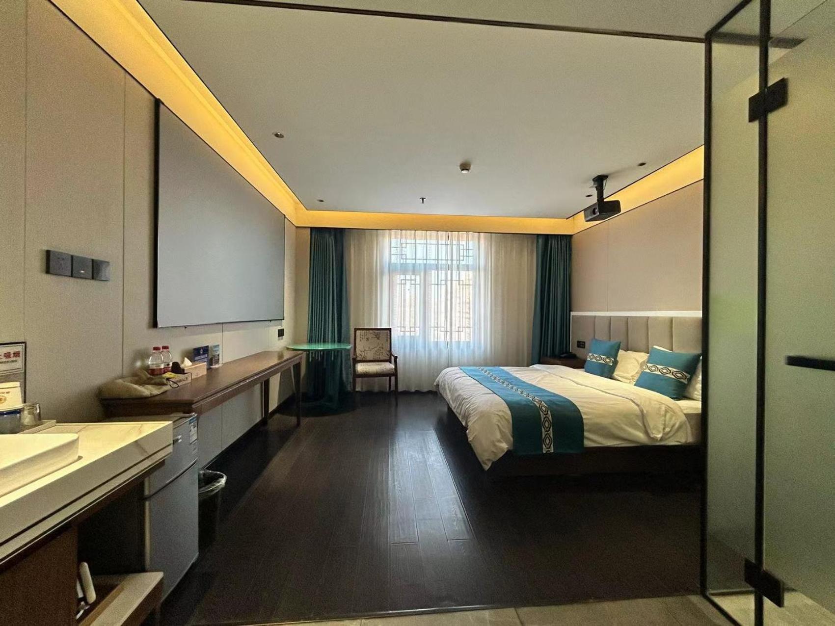 Beijing Tangfu Hotel - Located In The City Center Adjacent To The Subway Station Close To Nanluoguxiang Gulou Lama Temple Tiananmen Square Forbidden City Temple Of Heaven Providing Laundry Car Rental And Ticketing Services Exteriör bild
