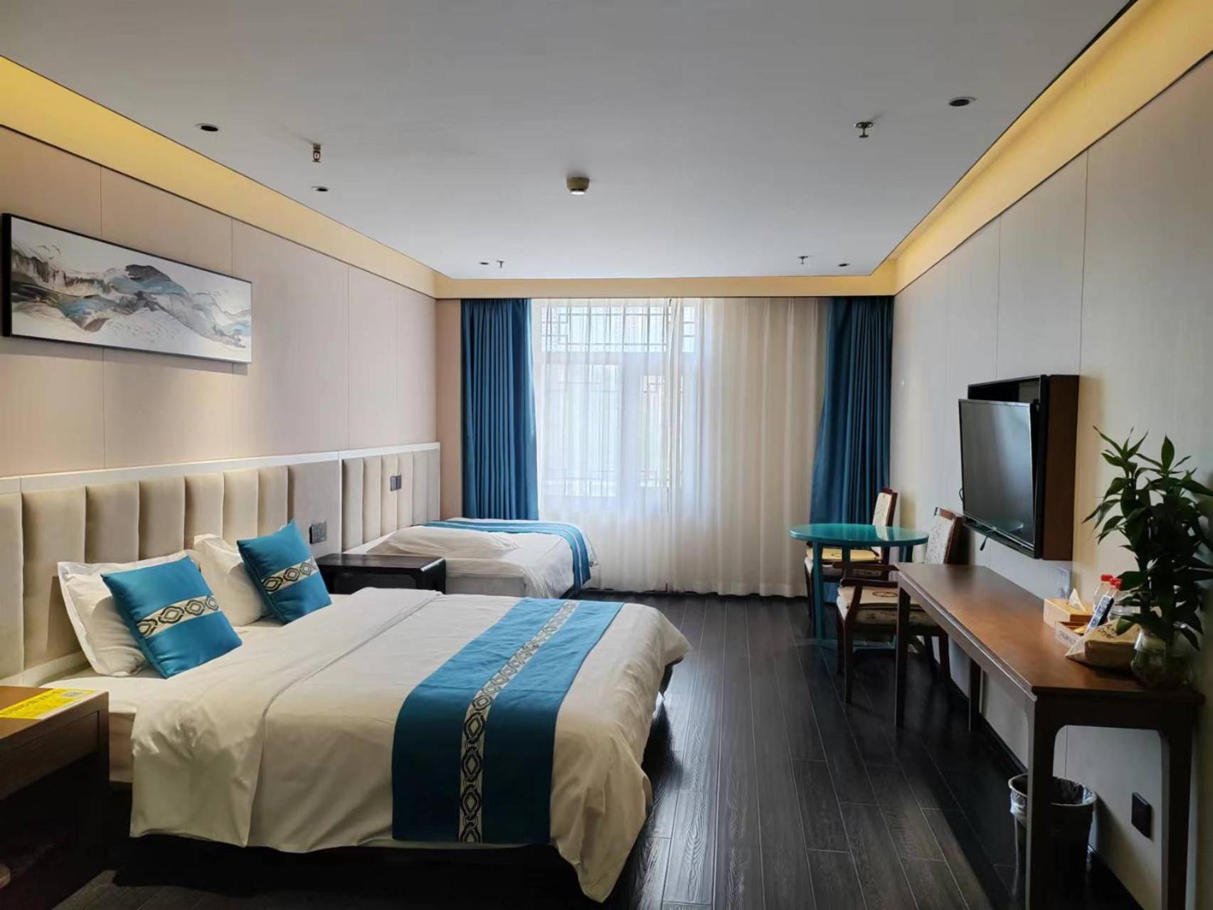 Beijing Tangfu Hotel - Located In The City Center Adjacent To The Subway Station Close To Nanluoguxiang Gulou Lama Temple Tiananmen Square Forbidden City Temple Of Heaven Providing Laundry Car Rental And Ticketing Services Exteriör bild