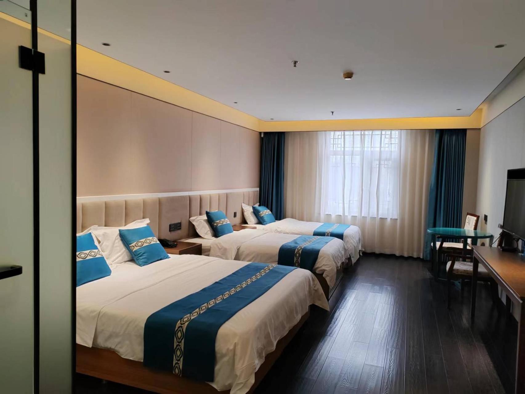 Beijing Tangfu Hotel - Located In The City Center Adjacent To The Subway Station Close To Nanluoguxiang Gulou Lama Temple Tiananmen Square Forbidden City Temple Of Heaven Providing Laundry Car Rental And Ticketing Services Exteriör bild